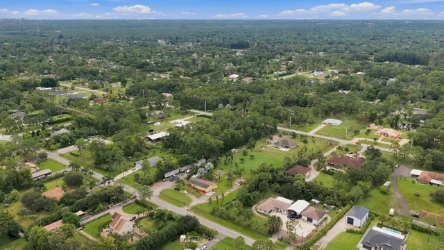  Residence photo 6
