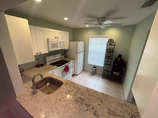 Residence photo 7