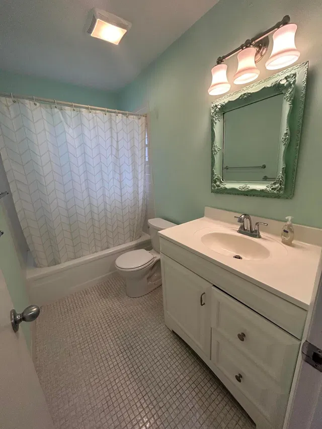 Residence photo 17