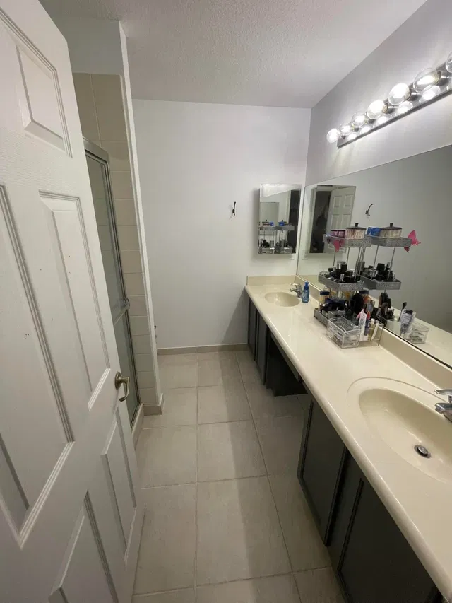 Residence photo 5