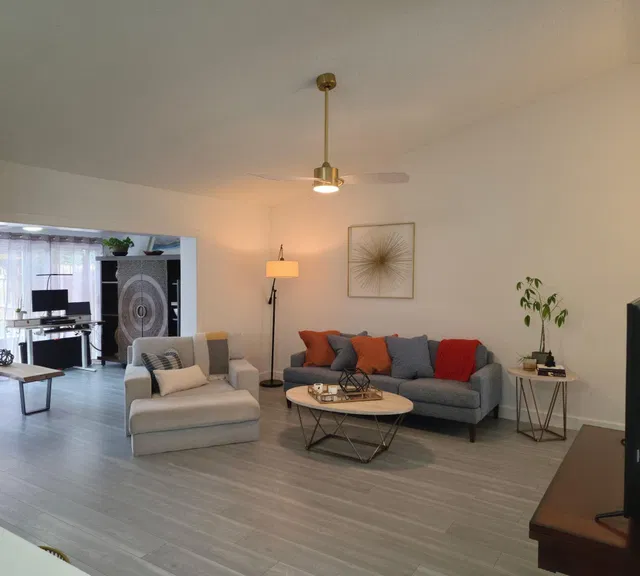 Residence photo 7