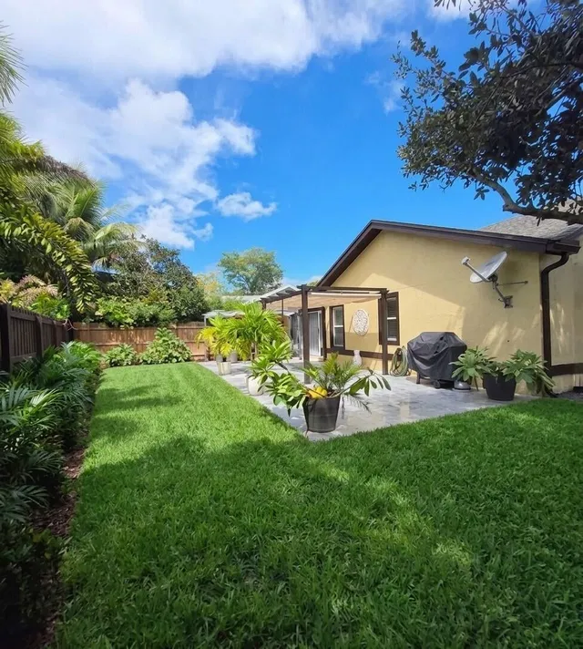 Residence photo 15