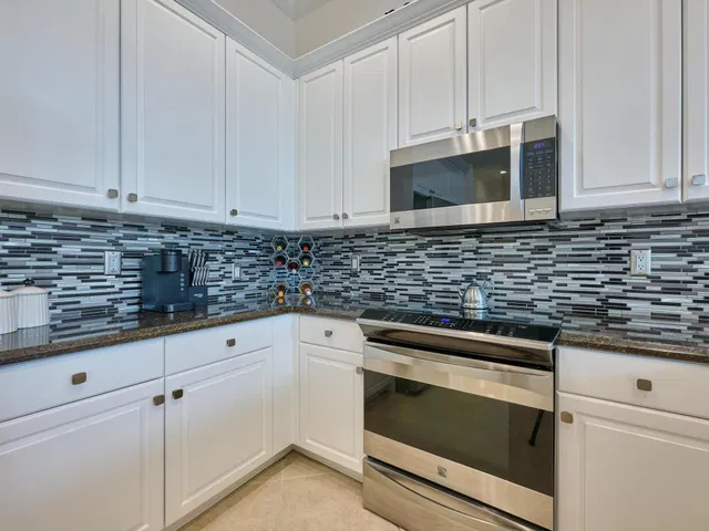 Residence photo 44