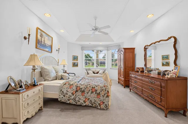 Residence photo 22