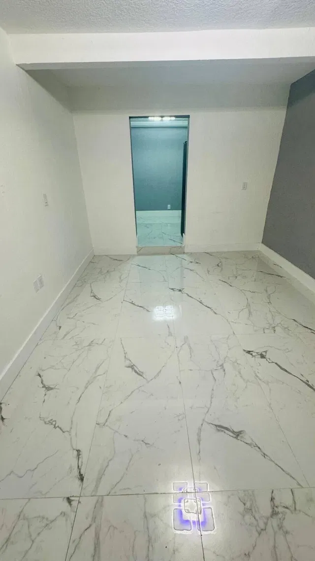  Residence photo 11