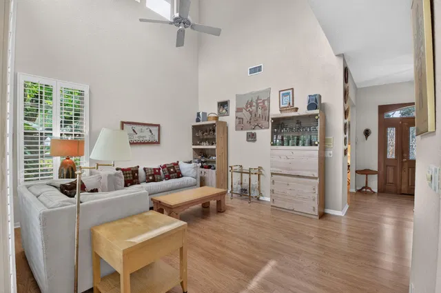 Residence photo 14