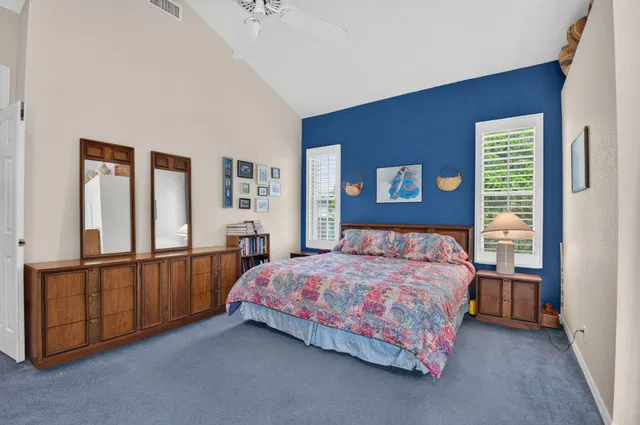 Residence photo 18