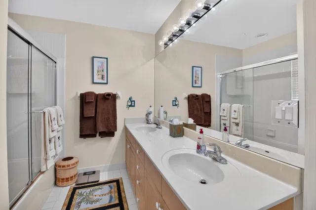 Residence photo 28