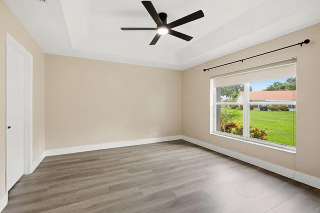 Residence photo 20