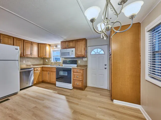 Residence photo 5