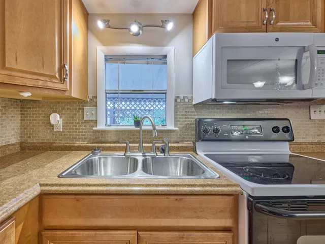 Residence photo 10