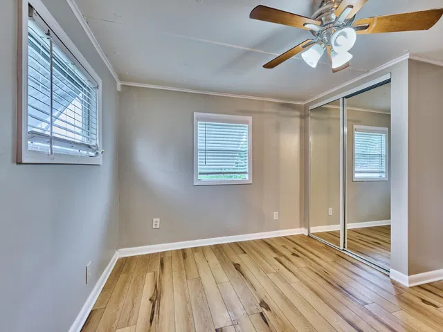 Residence photo 24