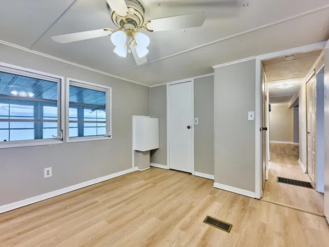 Residence photo 30