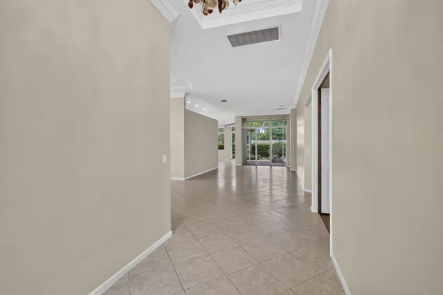  Residence photo 5