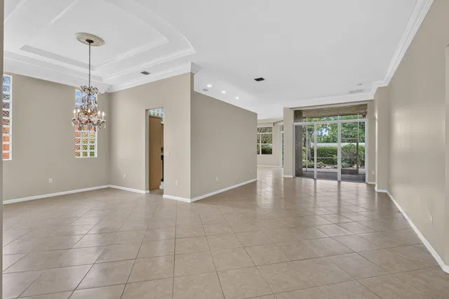  Residence photo 10