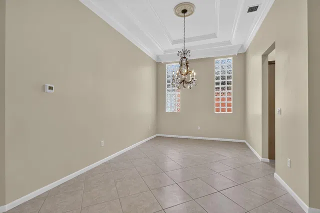  Residence photo 12