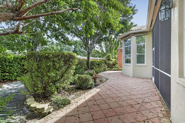  Residence photo 45