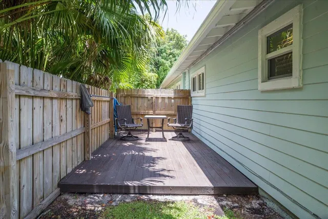 Residence photo 26
