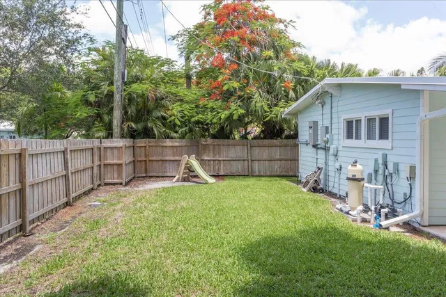  Residence photo 35