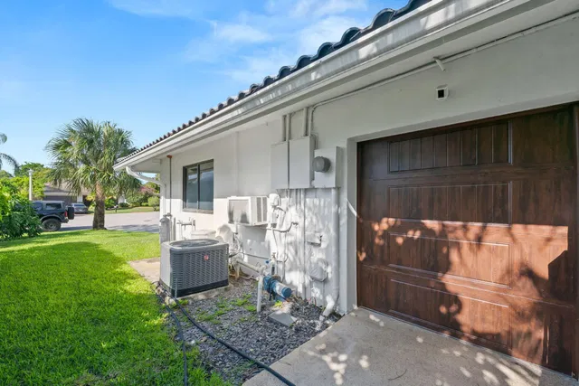 Residence photo 14