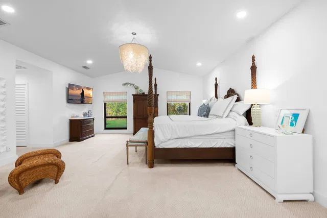 Residence photo 48