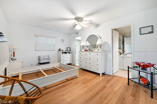 Residence photo 14