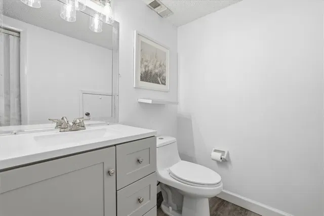 Residence photo 12