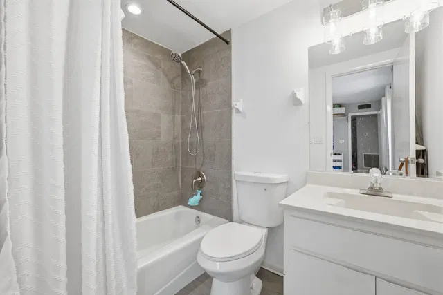Residence photo 20