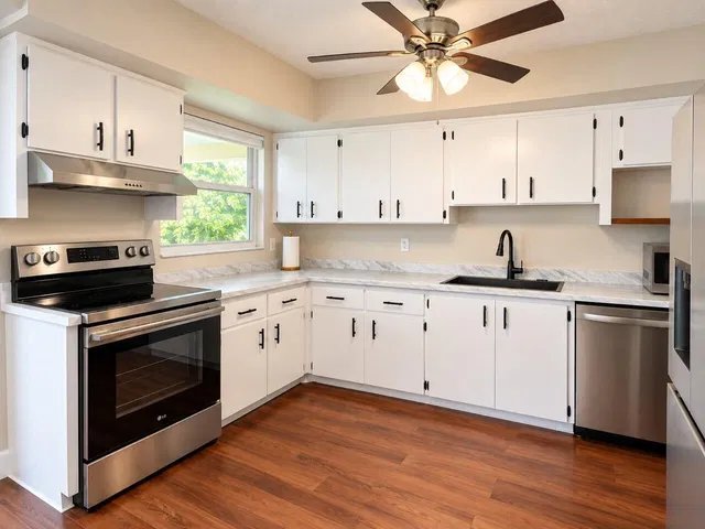 Residence photo 5