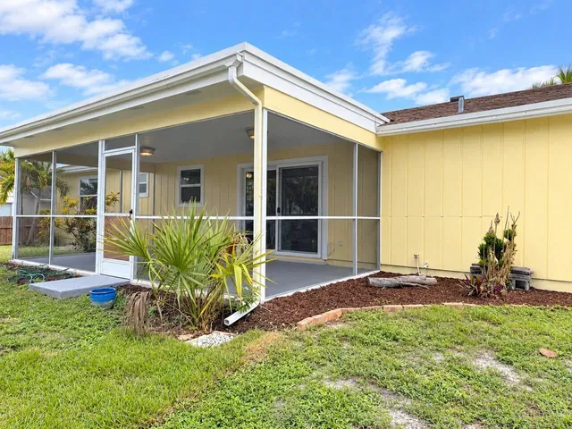 Residence photo 24