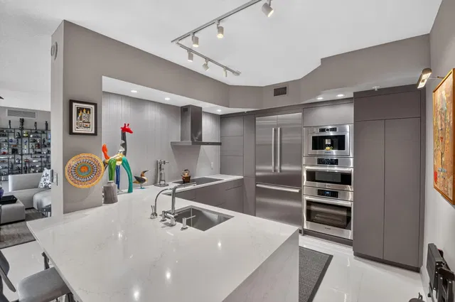 CityPlace South Tower Unit 1111 photo 12