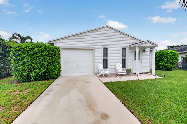 Residence photo 2