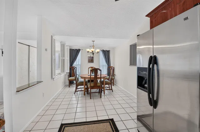 Residence photo 18