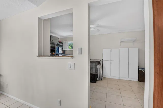 Residence photo 19