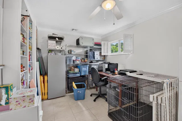 Residence photo 20