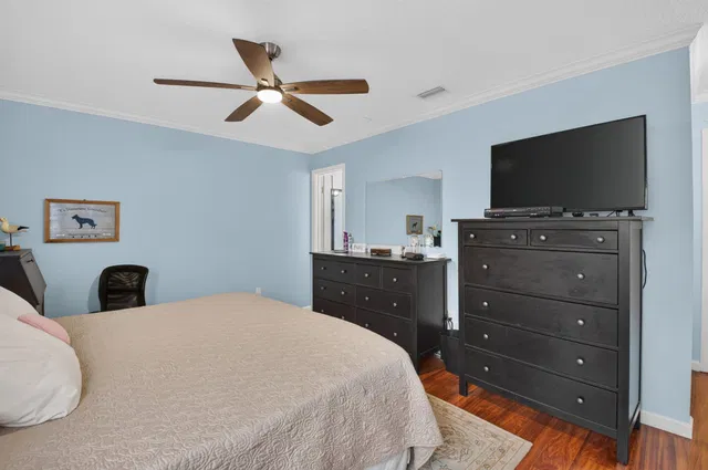 Residence photo 23
