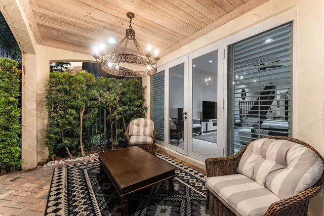 Palm Trail Delray Beach Residence photo 32
