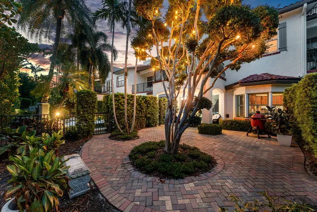 Palm Trail Delray Beach Residence photo 35