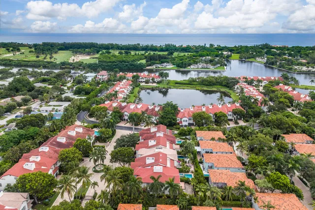 Palm Trail Delray Beach Residence photo 40