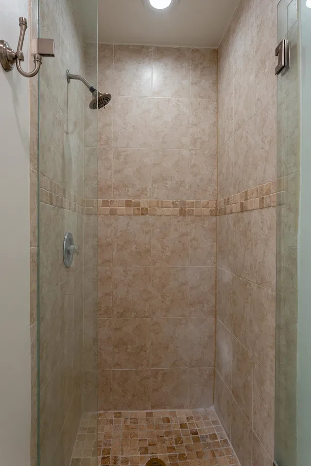 Residence photo 17