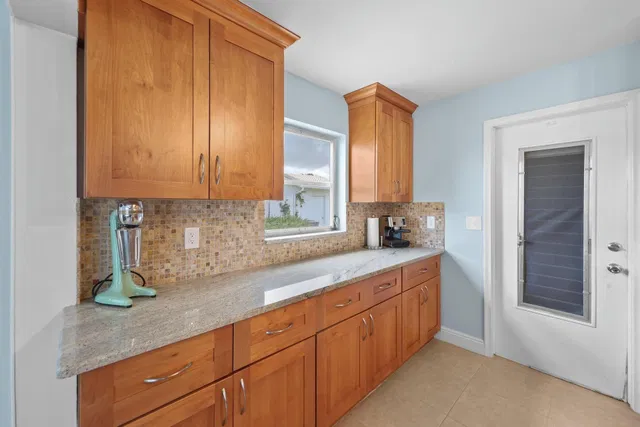 Residence photo 15