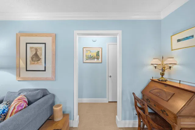 Residence photo 22
