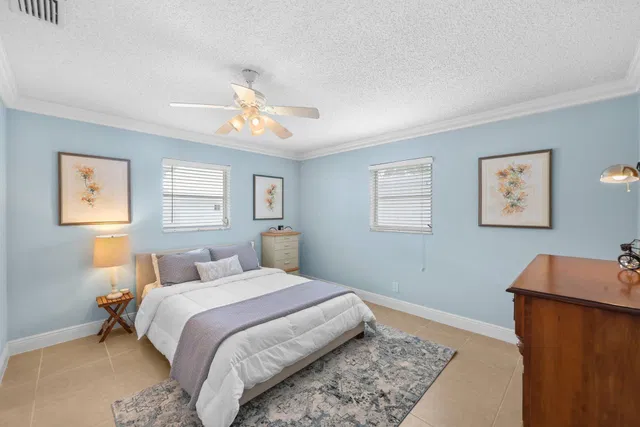 Residence photo 27