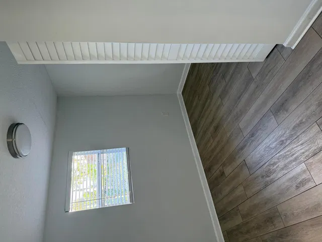 Residence photo 5