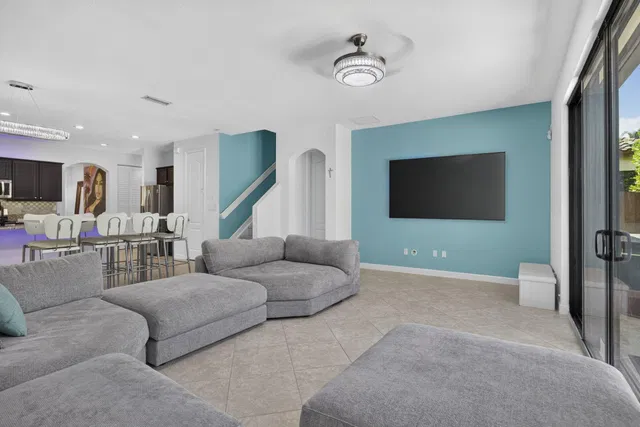 Residence photo 30
