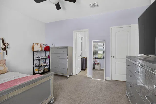 Residence photo 45