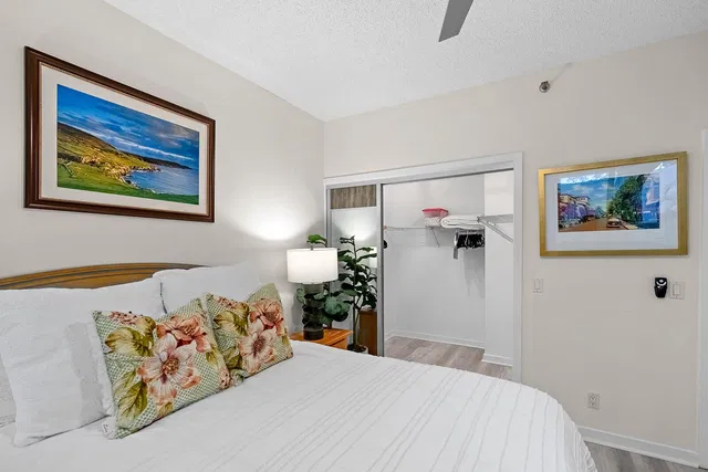 Unit 118 photo 29