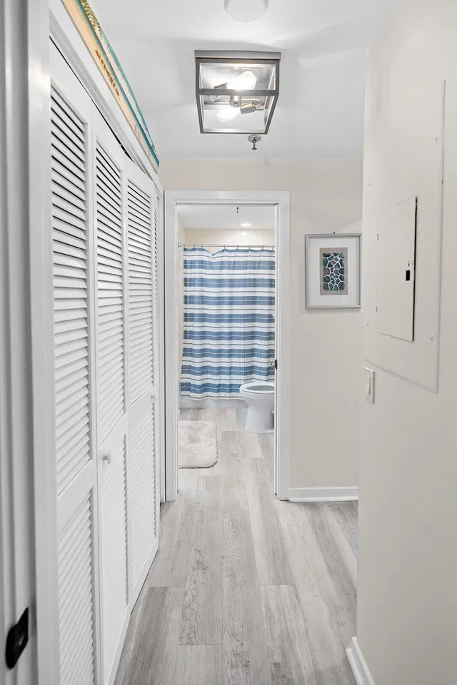 Unit 118 photo 31