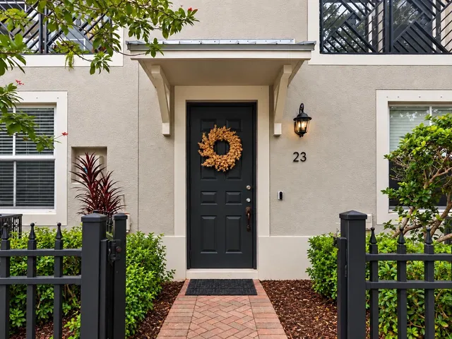 Residence photo 3