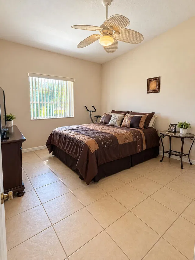 Residence photo 10